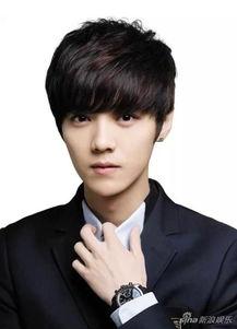 娱乐圈最近小鲜肉爆料,揭秘幕后真相与心酸历程 第3张 娱乐圈最近小鲜肉爆料,揭秘幕后真相与心酸历程 第3张